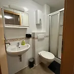 Flaming House 2 Apartament *