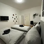 Flaming House 2 * 비터펠드 울펜