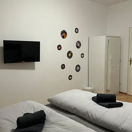 Flaming House 2 Apartament