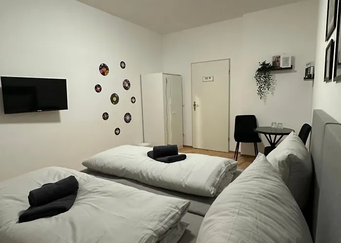 Flaming House 2 * Bitterfeld-Wolfen